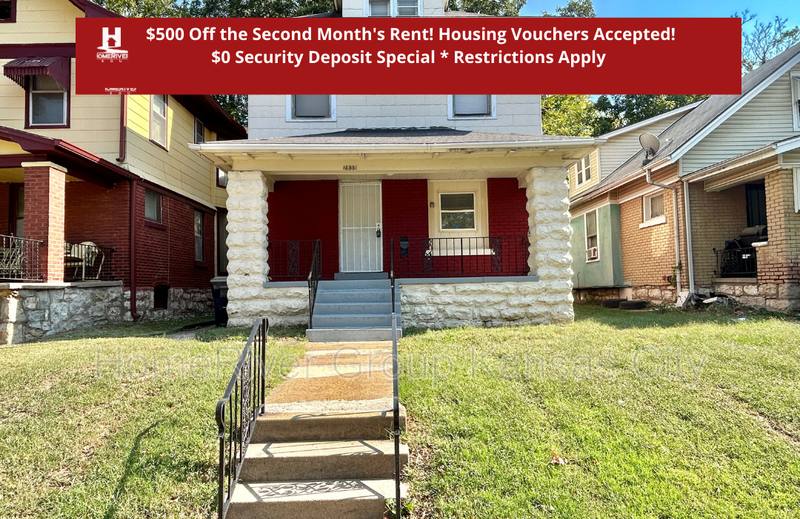 House for rent at 2833 Olive St, Kansas City, MO 64109