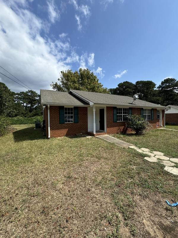 House for rent at 5778 Trammell Rd, Morrow, GA 30260