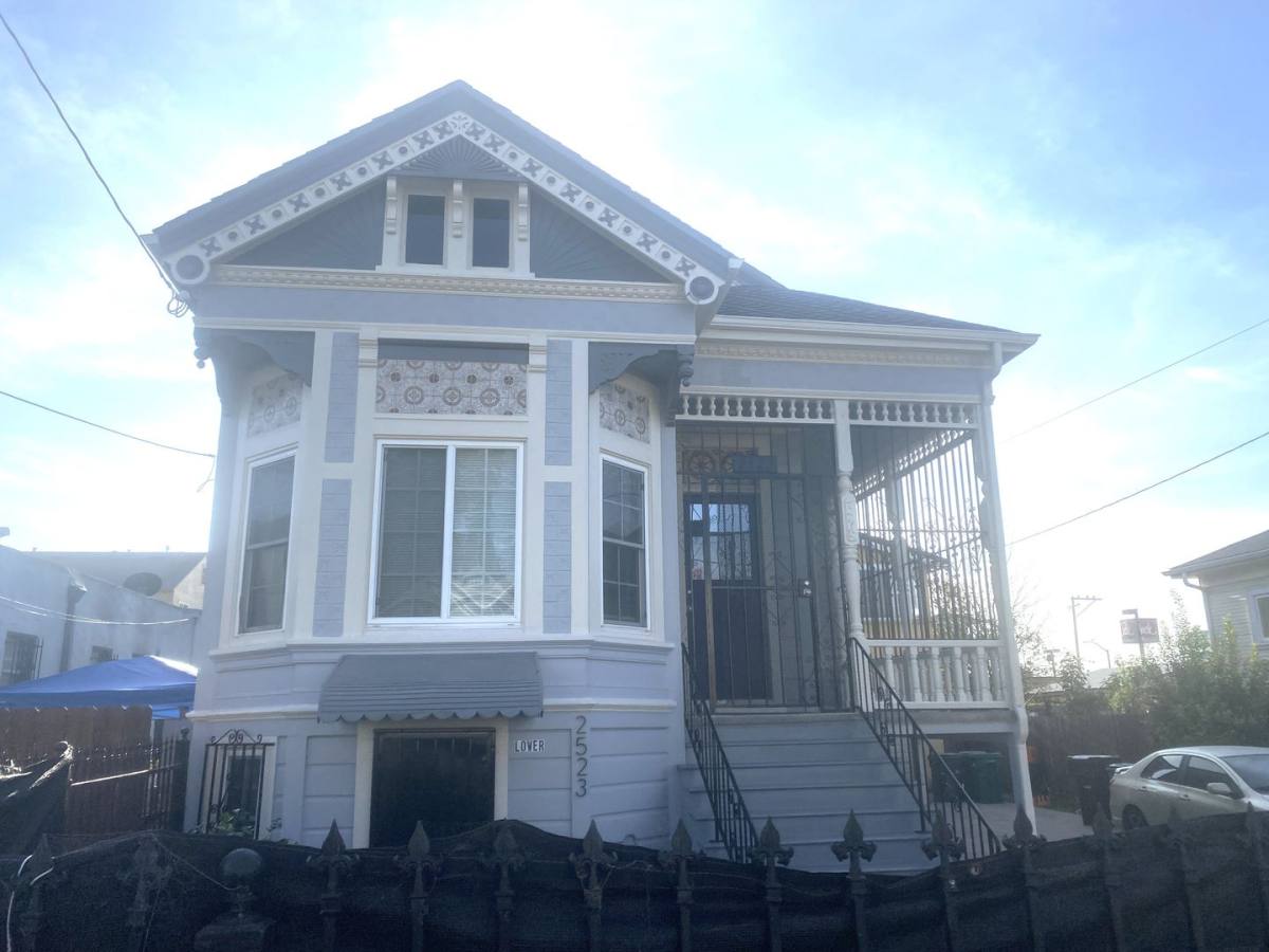 Apartment for rent at 2523 E 15th St, Oakland, CA 94601