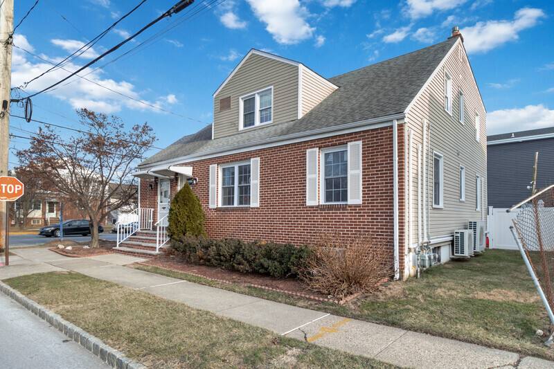 Apartment for rent at 6 Watsessing Ave - 2nd Floor, Belleville, NJ 07109