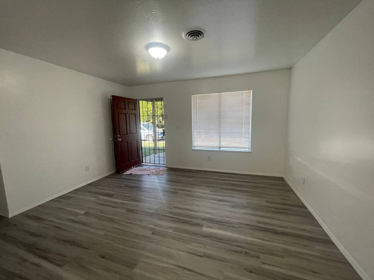 Apartment for rent at 300 3rd St, Wheatland, CA 95692