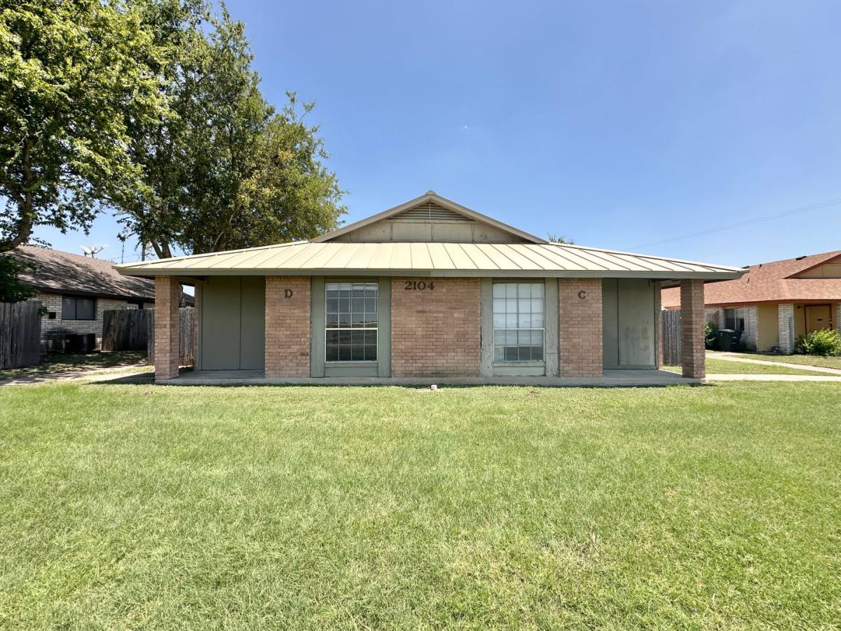 Apartment for rent at 2104 N WS Young Dr, Killeen, TX 76543