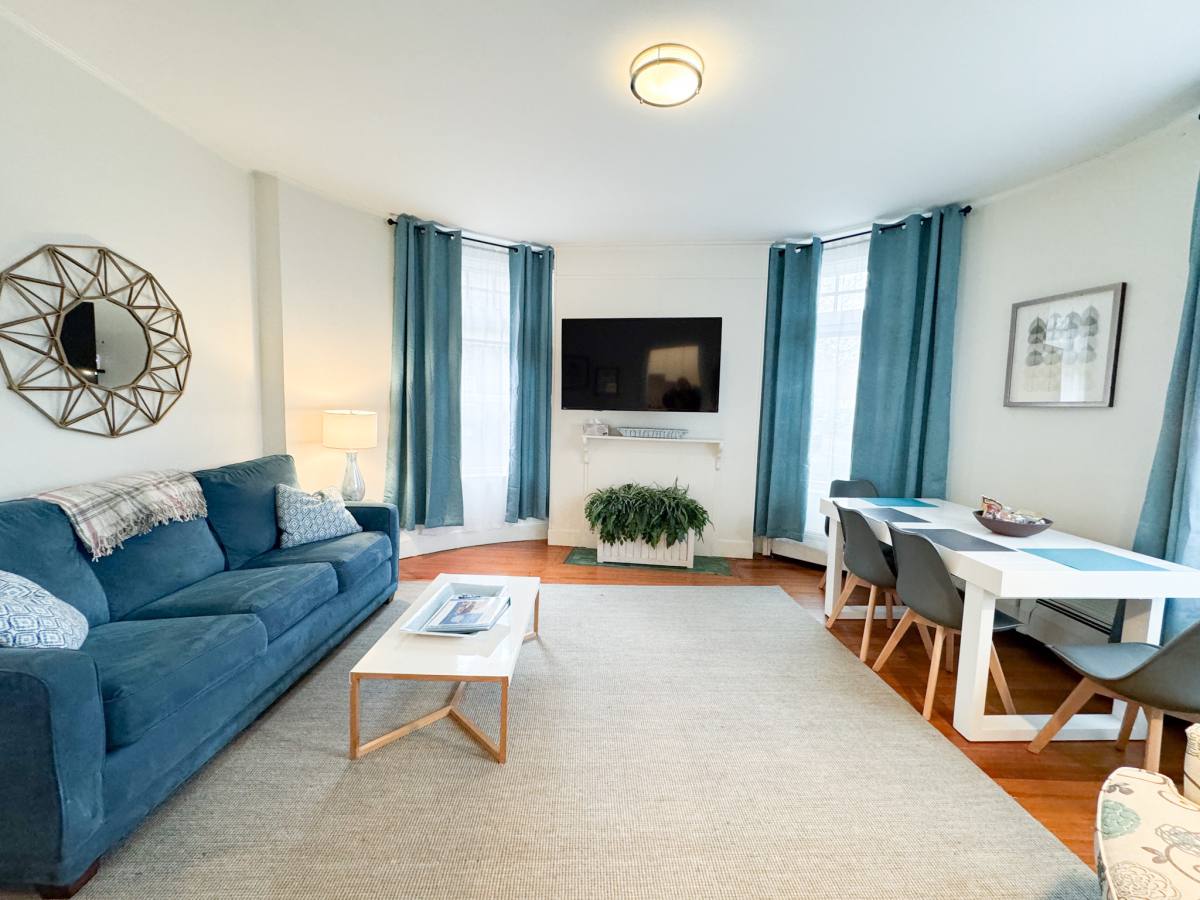 Apartment for rent at 1871 Beacon St #3, Brookline, MA 02445