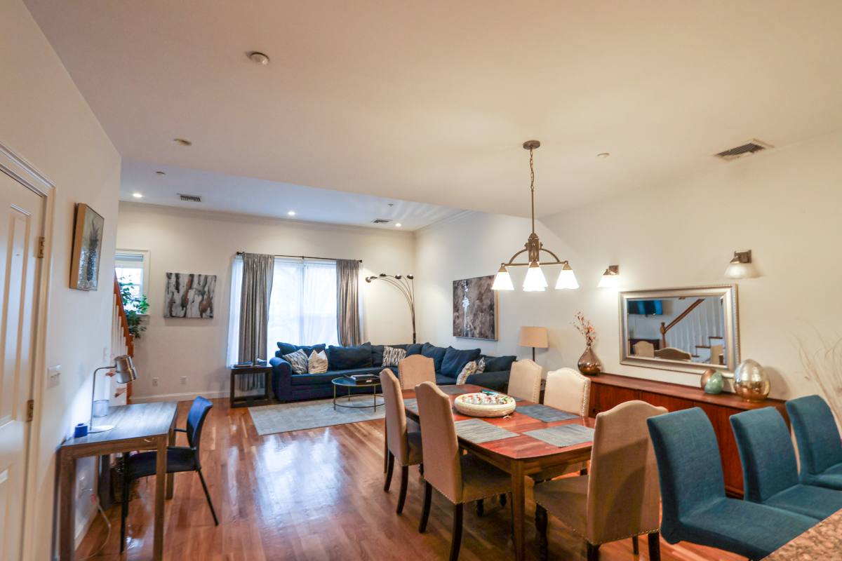 Townhouse for rent at 2 Harvard Square #2, Brookline, MA 02445