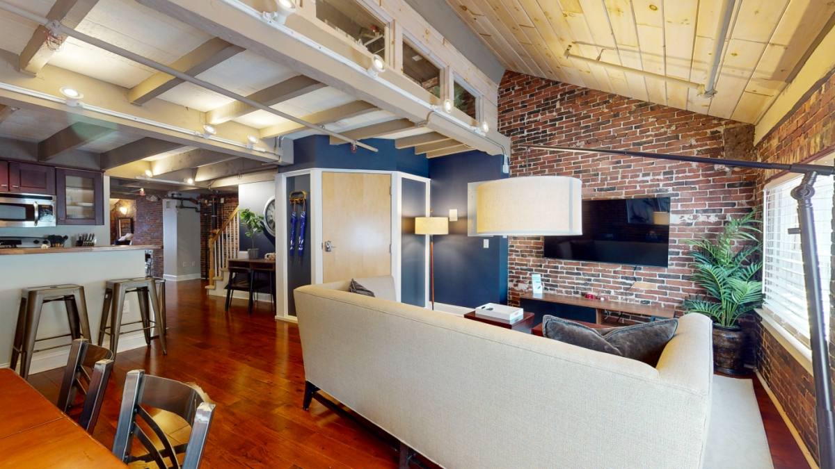 Apartment for rent at 15 Union St #3, Boston, MA 02108