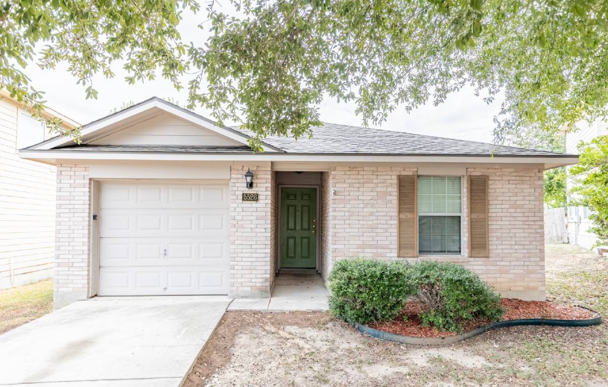 5526 Hidden Canyon, San Antonio, TX 78252