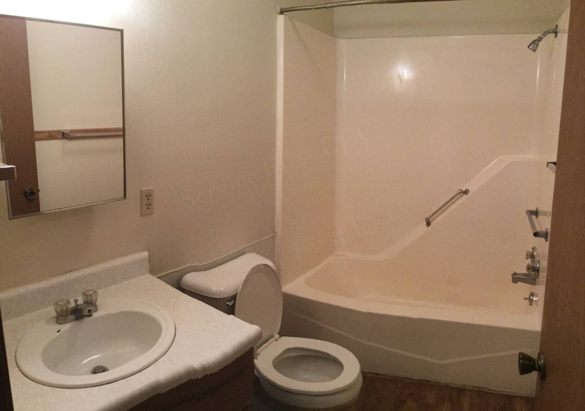 Apartment for rent at 601-701 E 19th St, Lamar, MO 64759