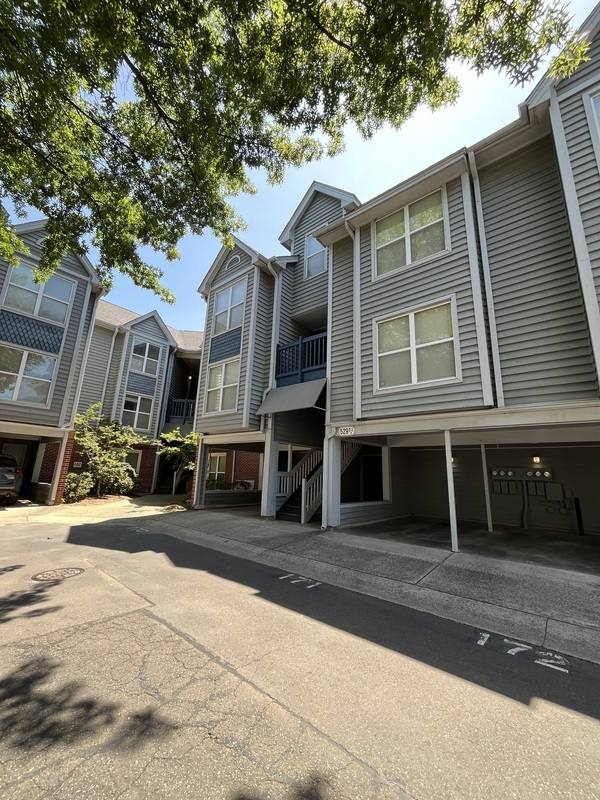 Condo for rent at 529 N Graham St #2D, Charlotte, NC 28202