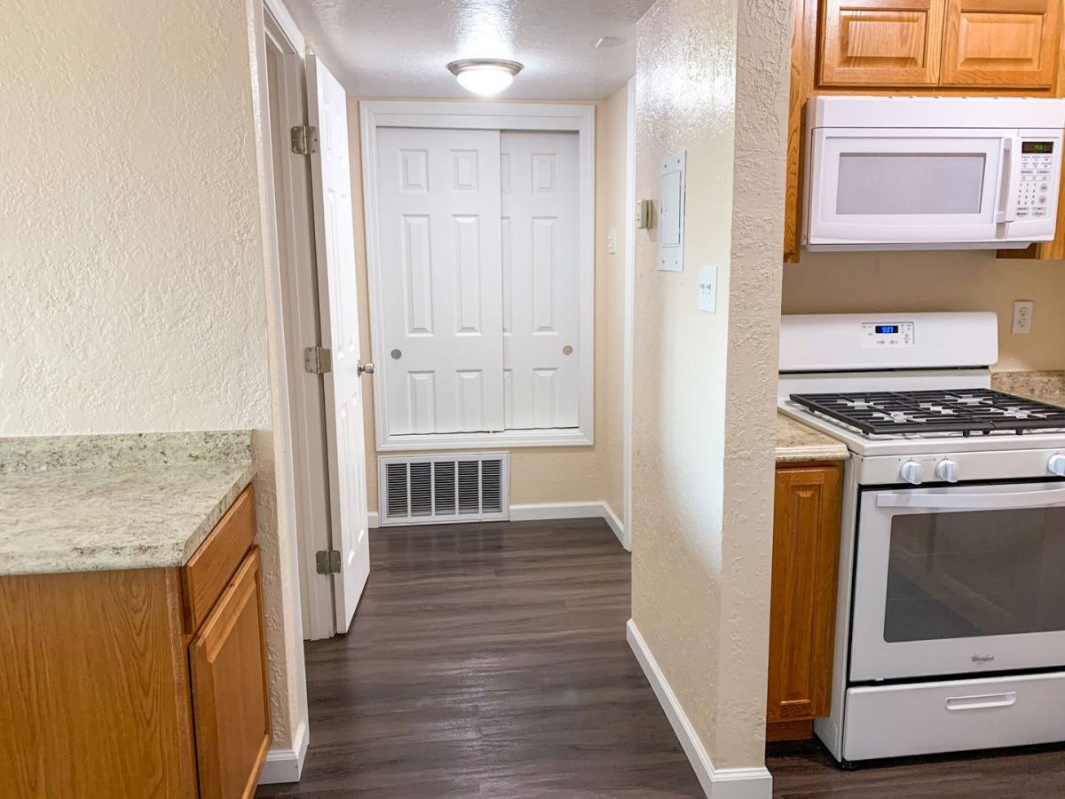 Apartment for rent at 3433 Vail Ave SE, Albuquerque, NM 87106