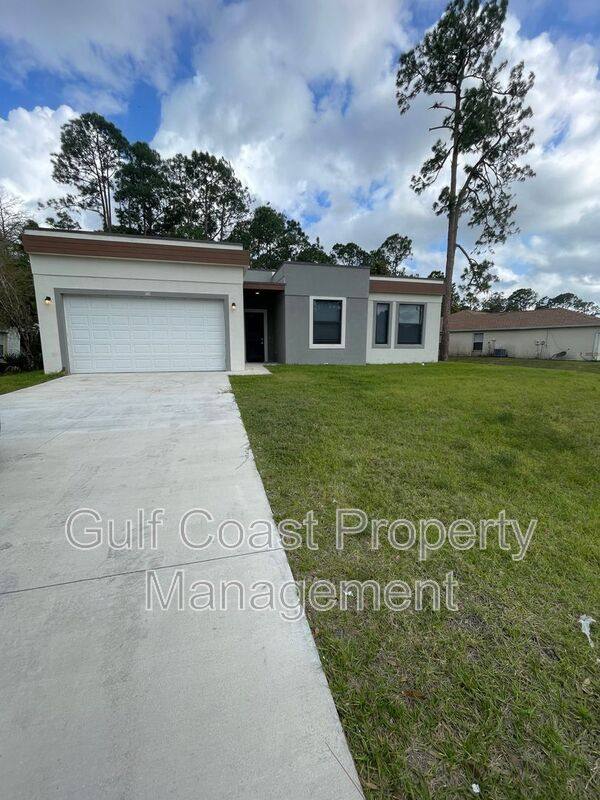 House for rent at 141 Viewpoint Dr, Lehigh Acres, FL 33972