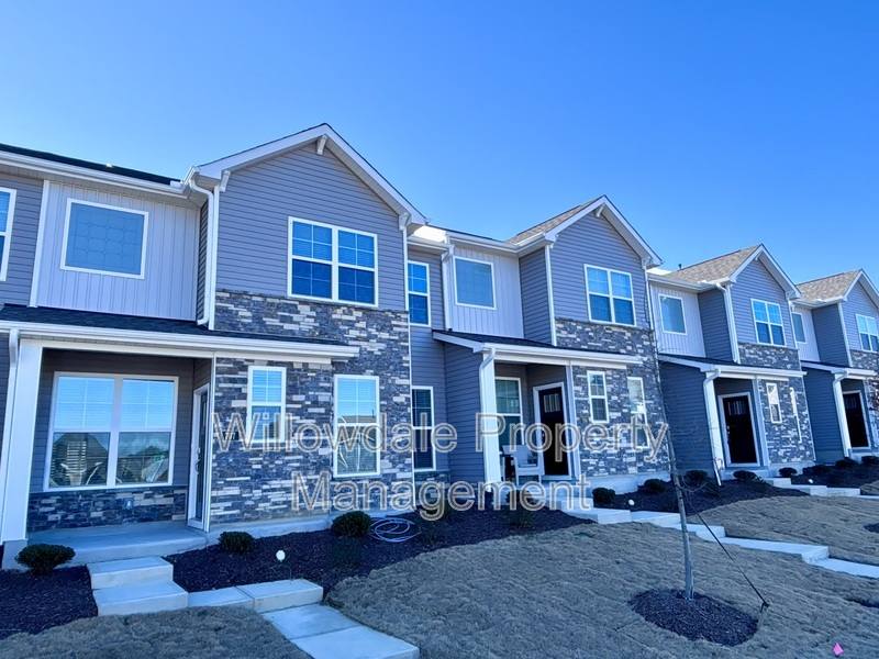 Townhouse for rent at 707 Andrade Dr, Fuquay Varina, NC 27526