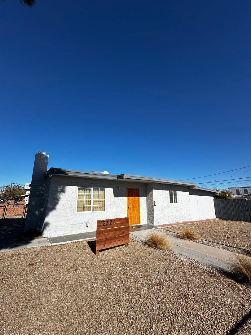 House for rent at 2213 E Oakey Blvd, Las Vegas, NV 89104