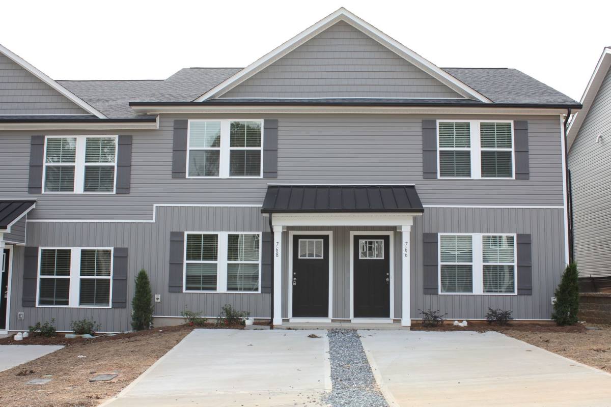 Townhouse for rent at 756 Hillside St, Kannapolis, NC 28083