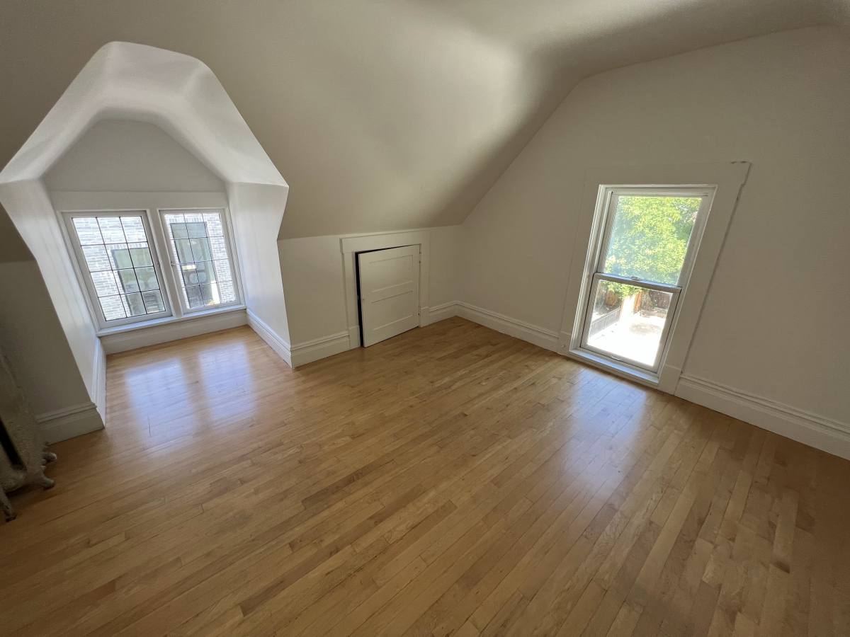 Apartment for rent at 1127 E S Temple #8, Salt Lake City, UT 84102