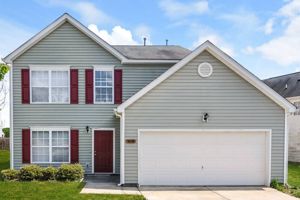 House for rent at 3435 Idlewood Village Dr, Raleigh, NC 27610