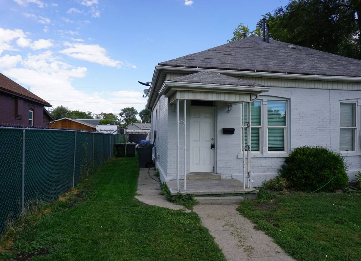Apartment for rent at 836-840 W 300 N, Salt Lake City, UT 84116
