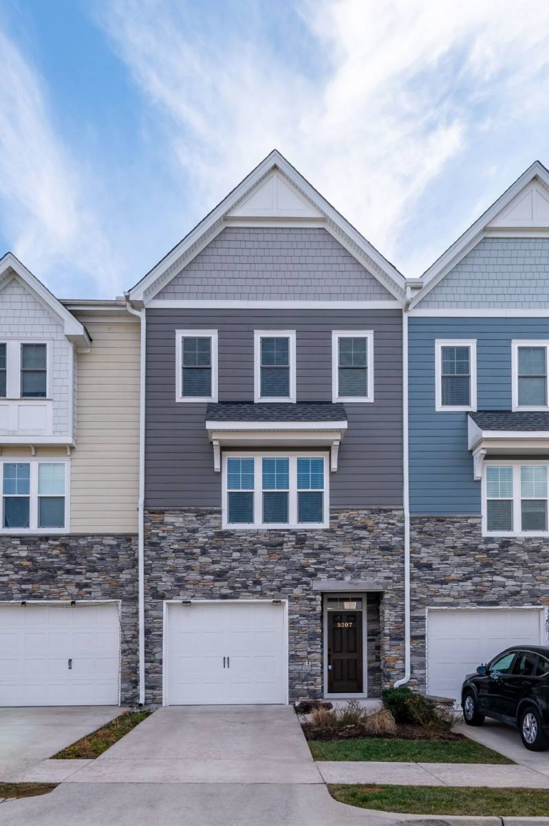 Townhouse for rent at 5207 Swanee Mill Place, Glen Allen, VA 23059