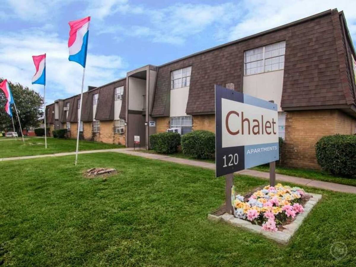 Apartment for rent at 120 NE 21st St, Oklahoma City, OK 73160