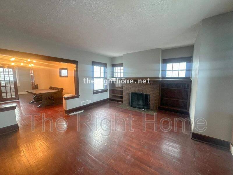 Apartment for rent at 3021 Harney St #1, Omaha, NE 68131