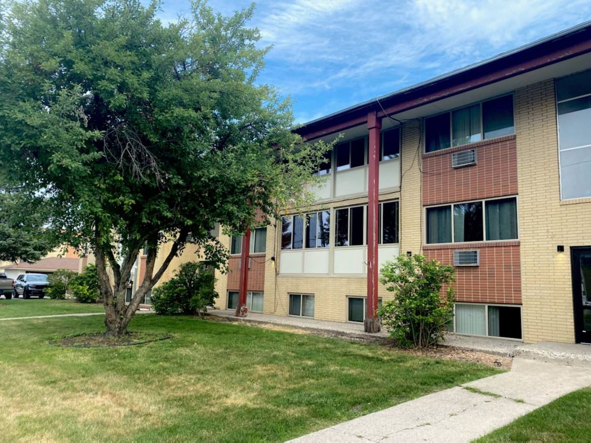 Apartment for rent at 924 24th Ave S, Moorhead, MN 56560