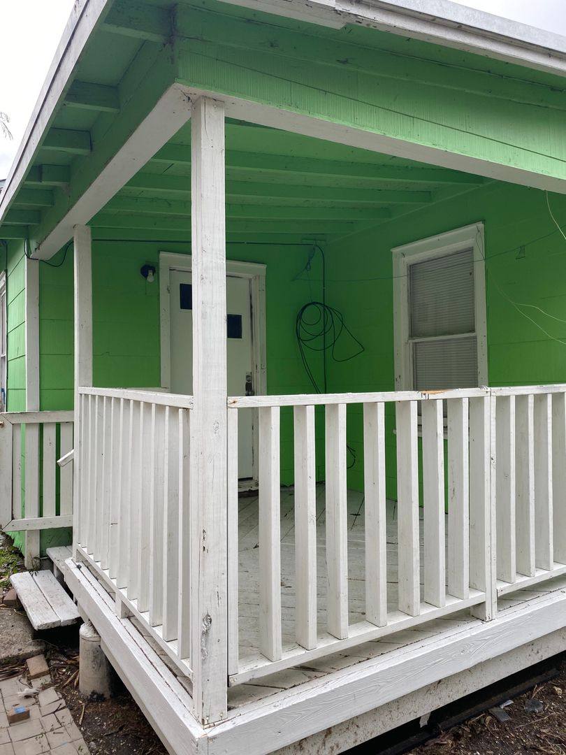 House for rent at 1654 B 18th, Corpus Christi, TX 78404