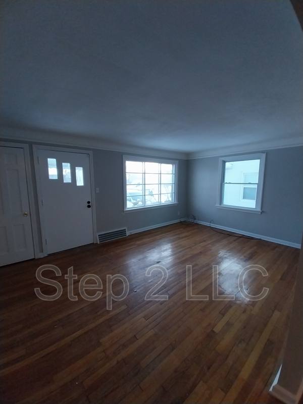 House for rent at 12817 Littleton Rd, Cleveland, OH 44125