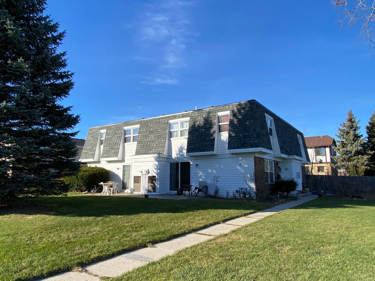 Townhouse for rent at 400-414 Chiswell St, Saukville, WI 53080