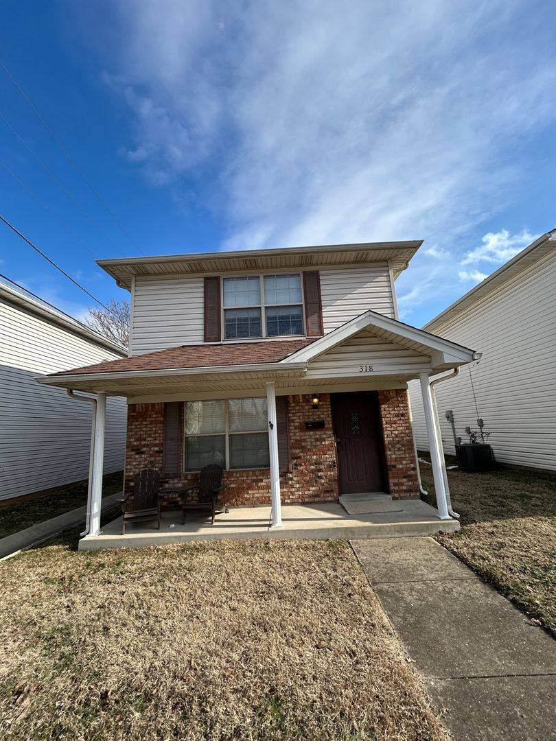 Apartment for rent at 318 Pearl St, Jeffersonville, IN 47130