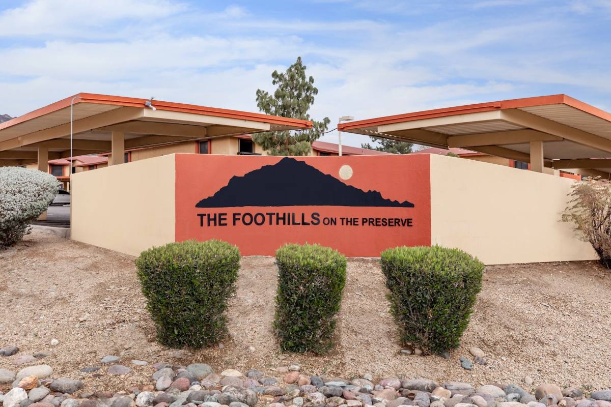 Apartment for rent at 1525 E Cheryl Dr, Phoenix, AZ 85020