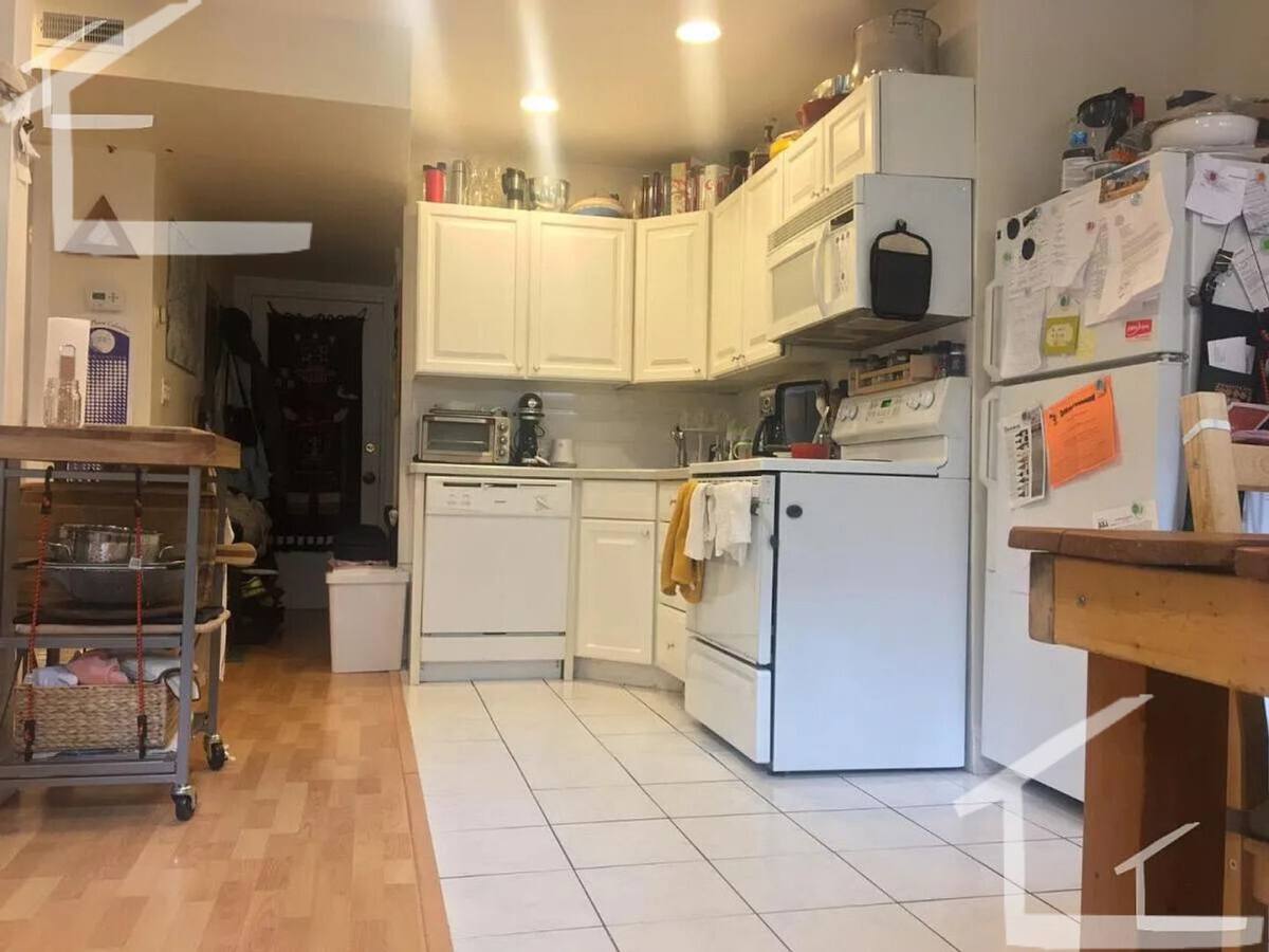 Apartment for rent at 12 Dean Rd #1E, Brookline, MA 02445