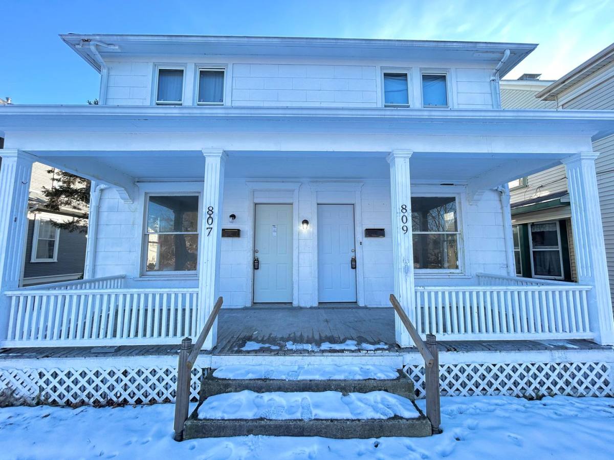 Apartment for rent at 807 - 809 W Ash St, Piqua, OH 45356