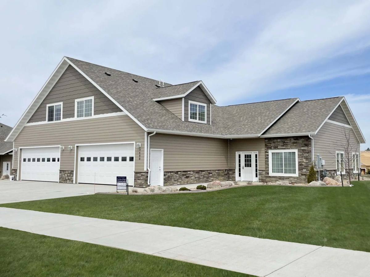 Apartment for rent at Coulee Ridge Twin Homes, 3111 43rd Ave NE #3622 Texas Loop, Bismarck, ND 58503