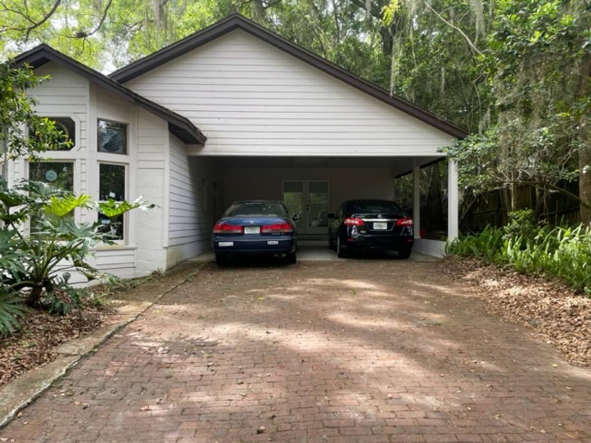 House for rent at 220 NW 26th St, Gainesville, FL 32607