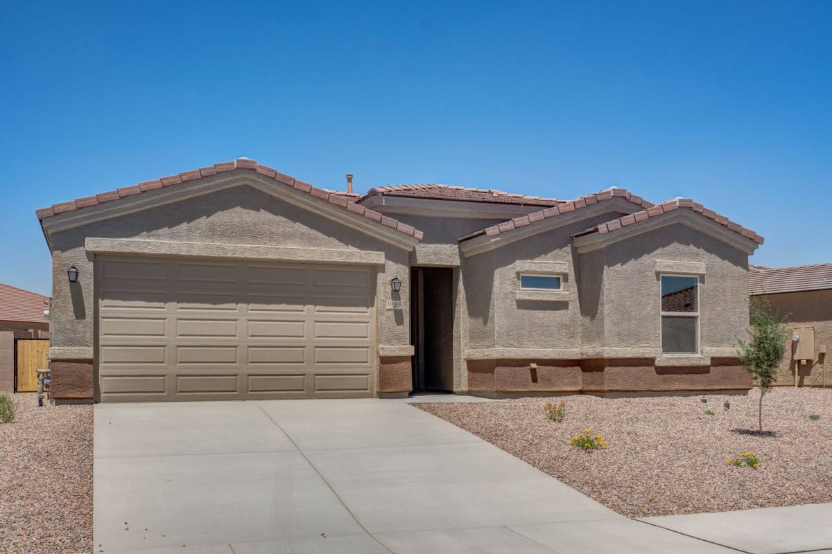 House for rent at 1040 W Still Glen Trail, Sahuarita, AZ 85629