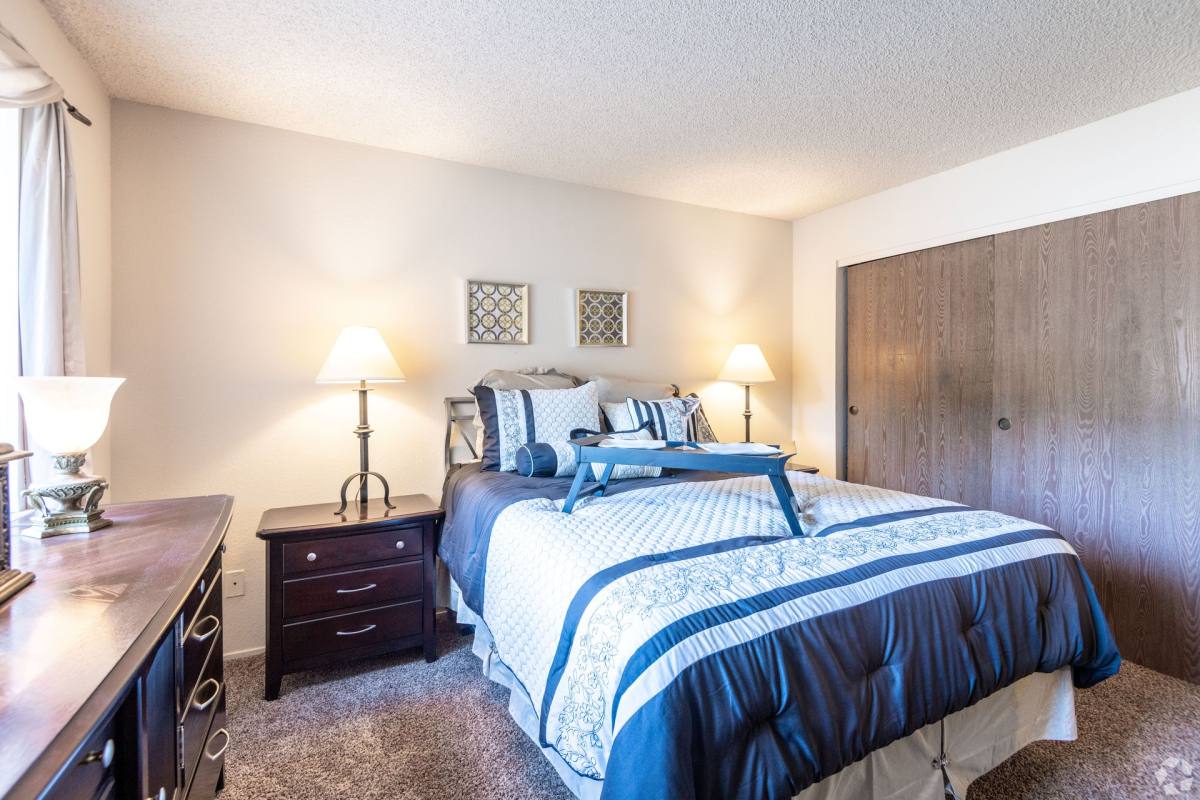 Apartment for rent at 8550 Florin Rd, Sacramento, CA 95828