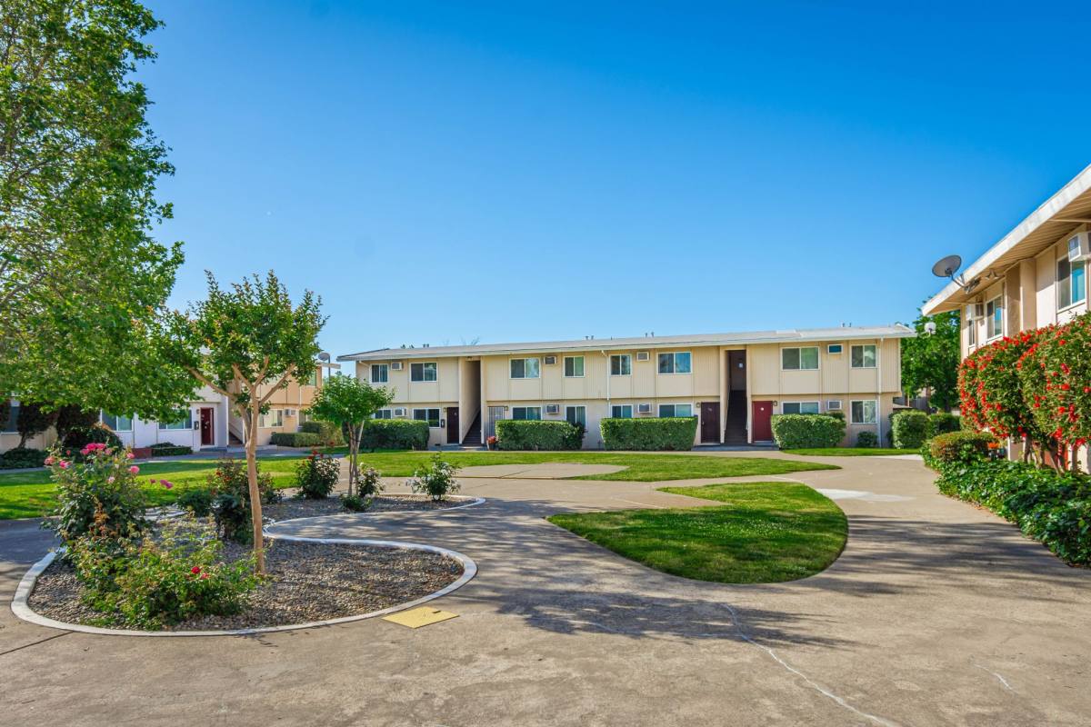 Apartment for rent at 5930 24th St, Sacramento, CA 95822