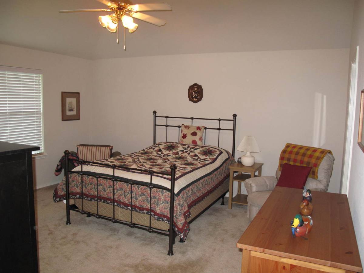 House for rent at 238 Cedar Crest Dr, Justin, TX 76247