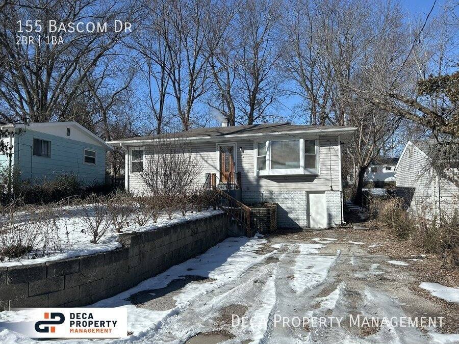 House for rent at 155 Bascom Dr, Saint Louis, MO 63135