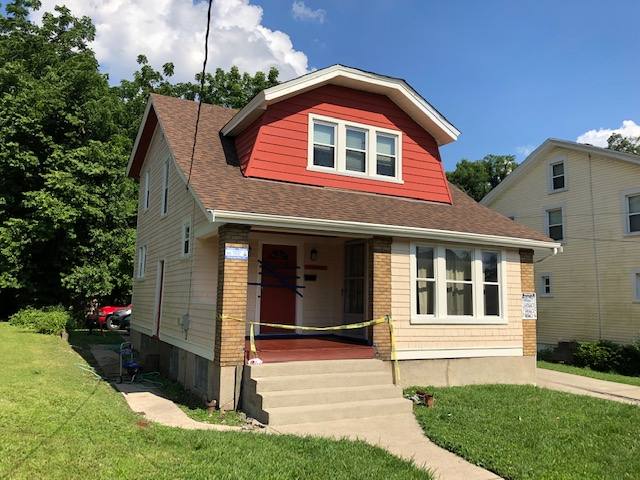 Apartment for rent at 2310 Moerlein Ave, Cincinnati, OH 45219