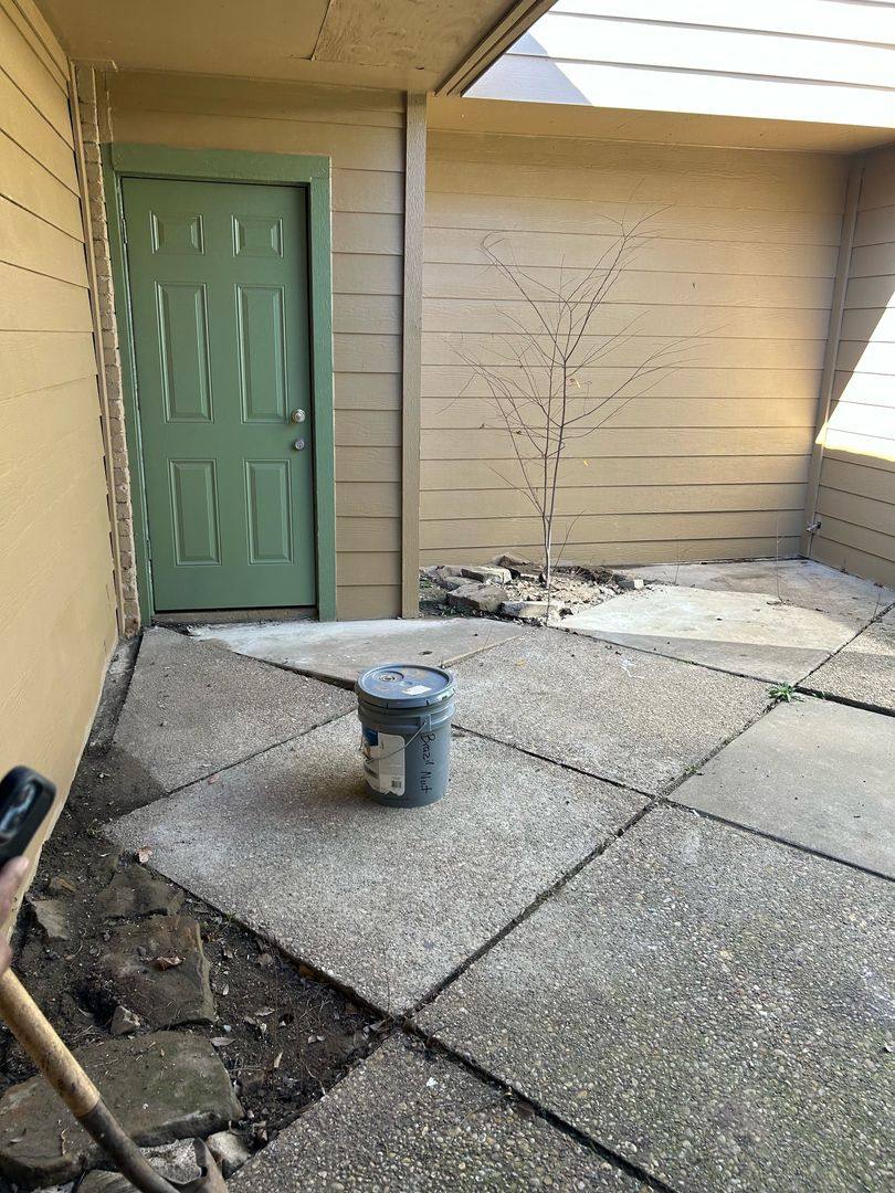 1676 Carter Dr, Arlington, TX 76010 - Apartment For Rent - Image 2