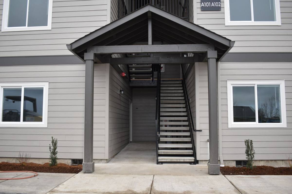 Apartment for rent at 2400 S 12th St, Lebanon, OR 97355