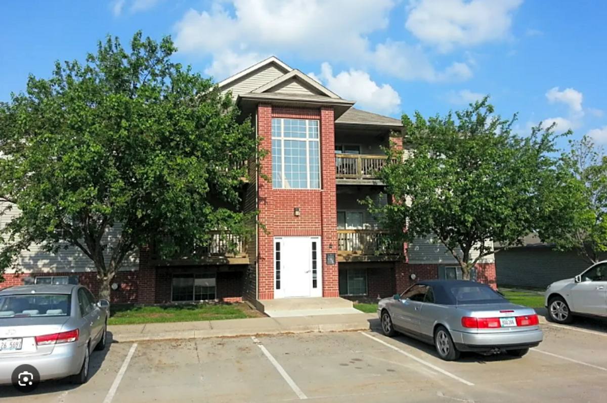 Condo for rent at 2262 Holiday Rd, Coralville, IA 52241