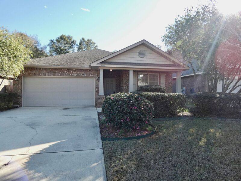 House for rent at 5188 Parkside Dr, Milton, FL 32571