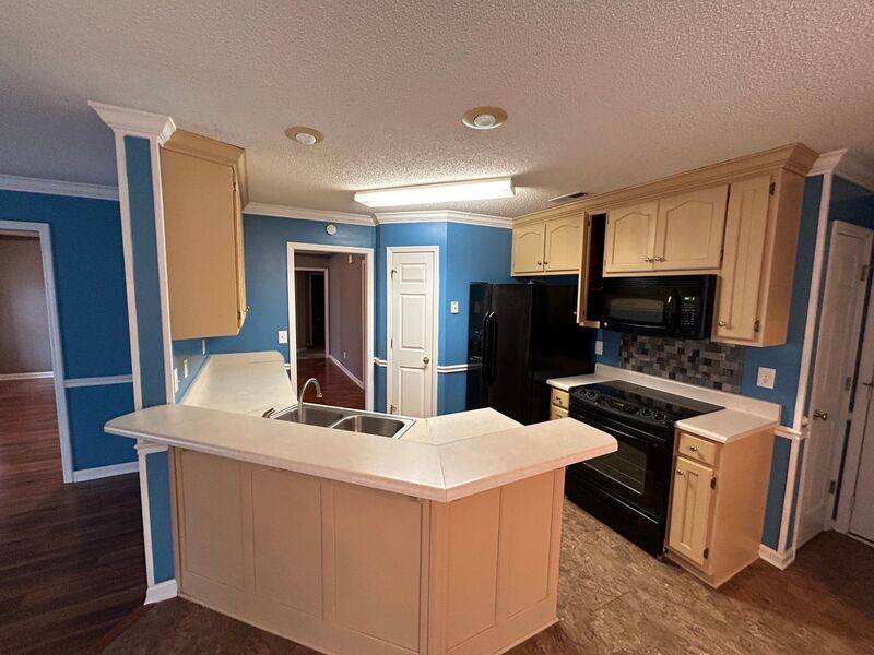 House for rent at 858 Naugher Rd, Huntsville, AL 35811
