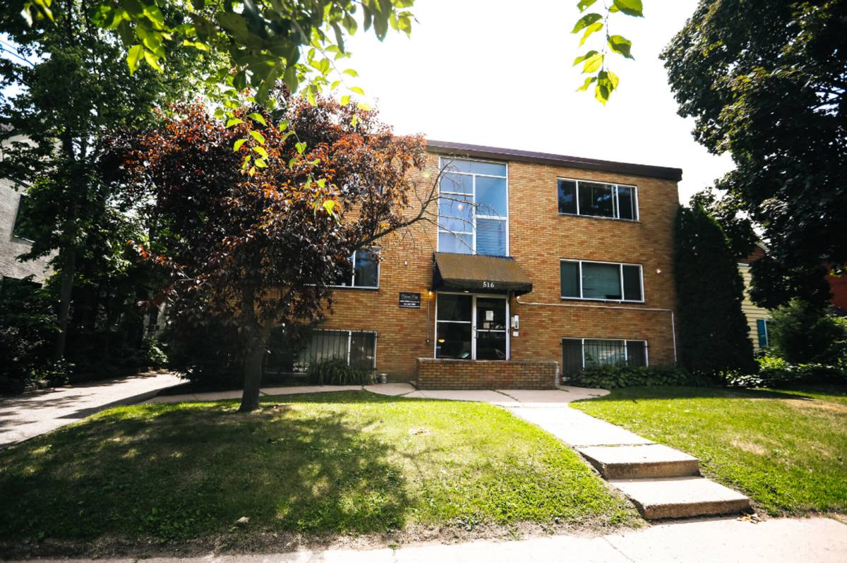 Apartment for rent at 516 5th St SE, Minneapolis, MN 55414