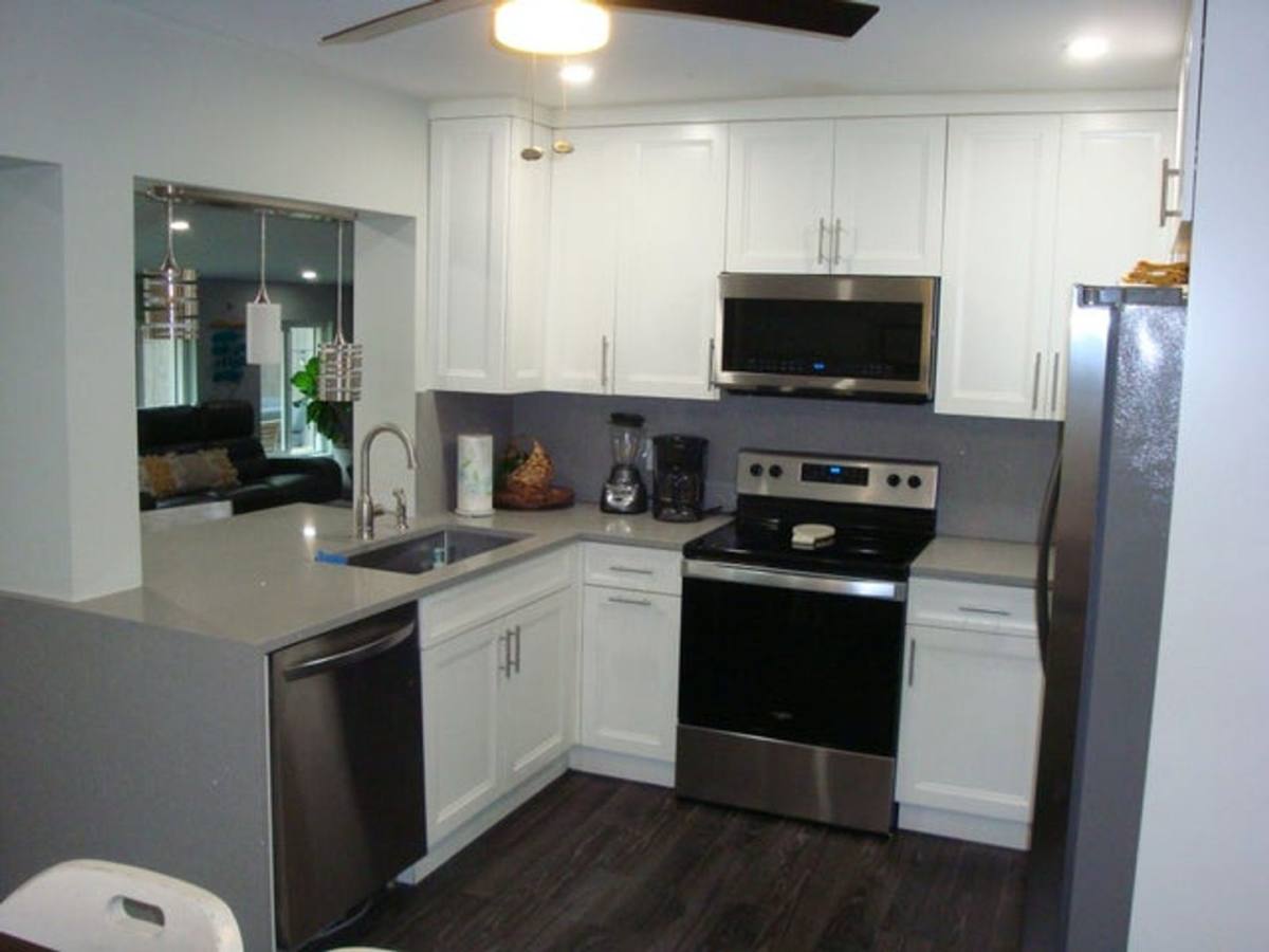 House for rent at 31 NE 48th Court, Fort Lauderdale, FL 33334