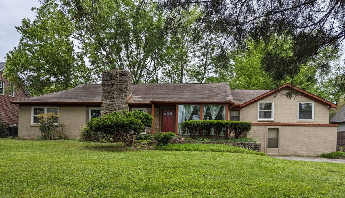 House for rent at 117 Page Rd, Nashville, TN 37205