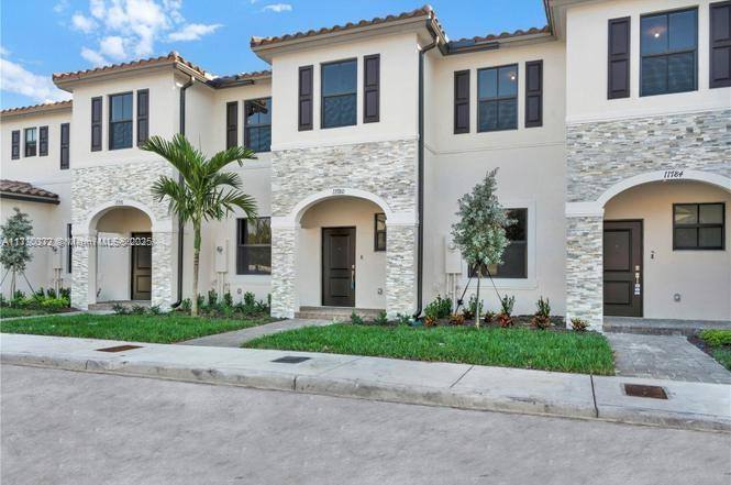 Townhouse for rent at 11787 SW 247th Terrace, Homestead, FL 33032