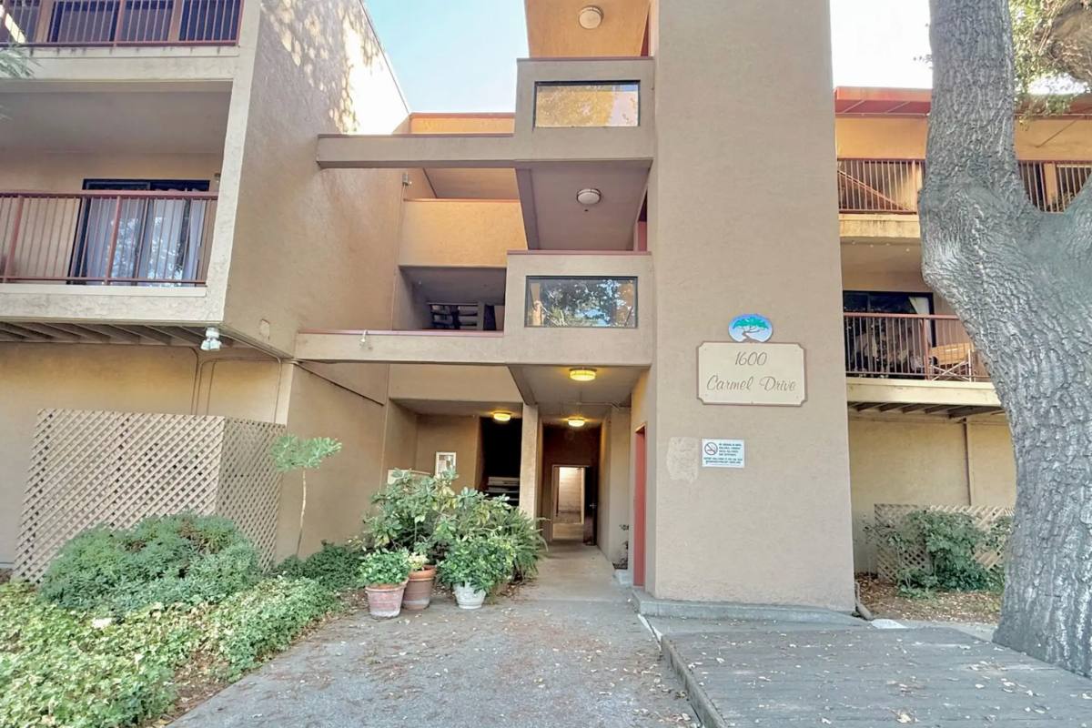 Condo for rent at 1600 Carmel Dr #18, Walnut Creek, CA 94596