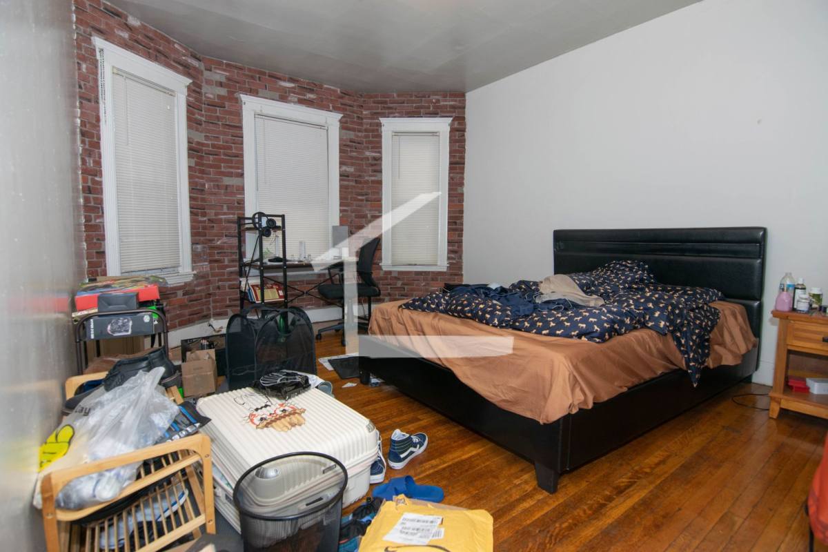 Apartment for rent at 4 Gardner Terrace #1, Allston, MA 02134